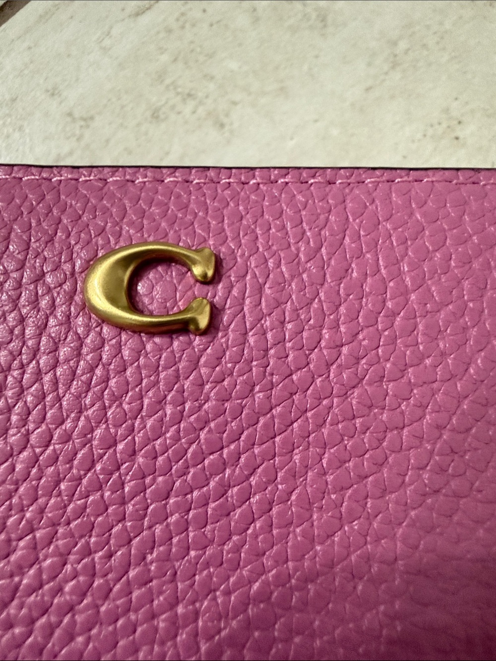 Coach Pebbled Leather Zip Wallet in Fuchsia Pink..NWT.. - Picture 3 of 7